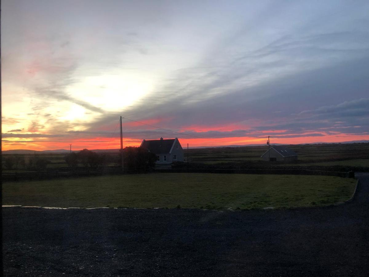 Cois Na Mara Eire Code V15 T677 Bed and Breakfast Derrynadivva Exteriör bild
